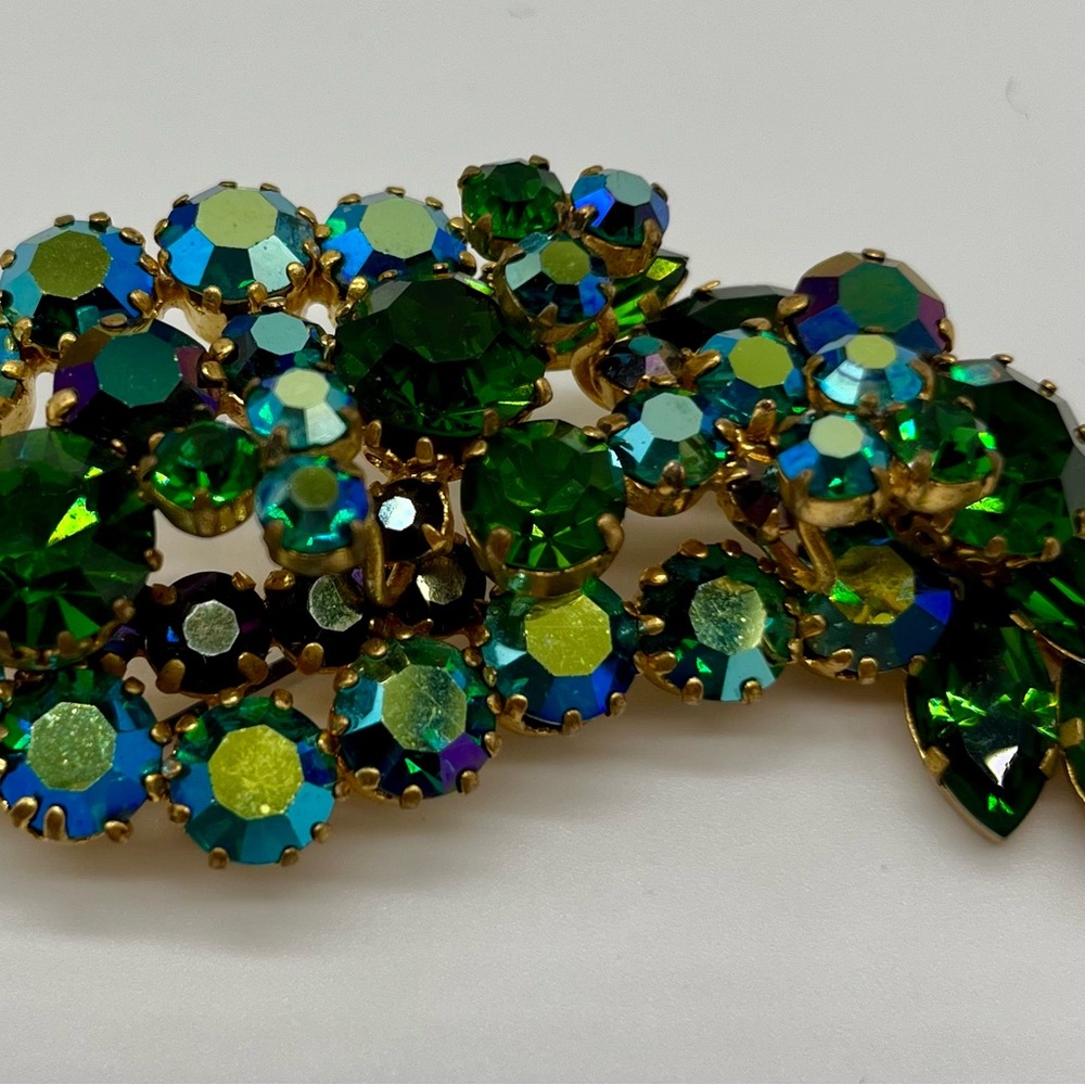 Crystal Brooch cabochon pin  made in Austria